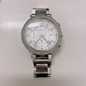Micheal Kors Silver stainless steel watch